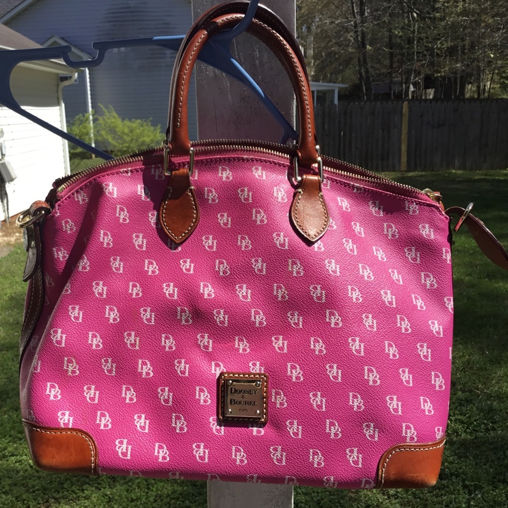 Dooney & Bourke